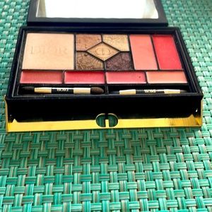 Dior Ecrin Couture limited Edition Palette winter Holiday 2022 Brand New